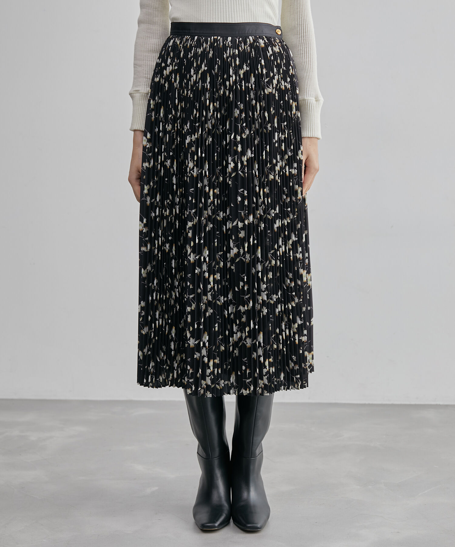 ROPE「【ドラマ着用】アコーディオンプリーツスカート（ラメボーダー&times;チュール/フラワープリント）」|スカート|