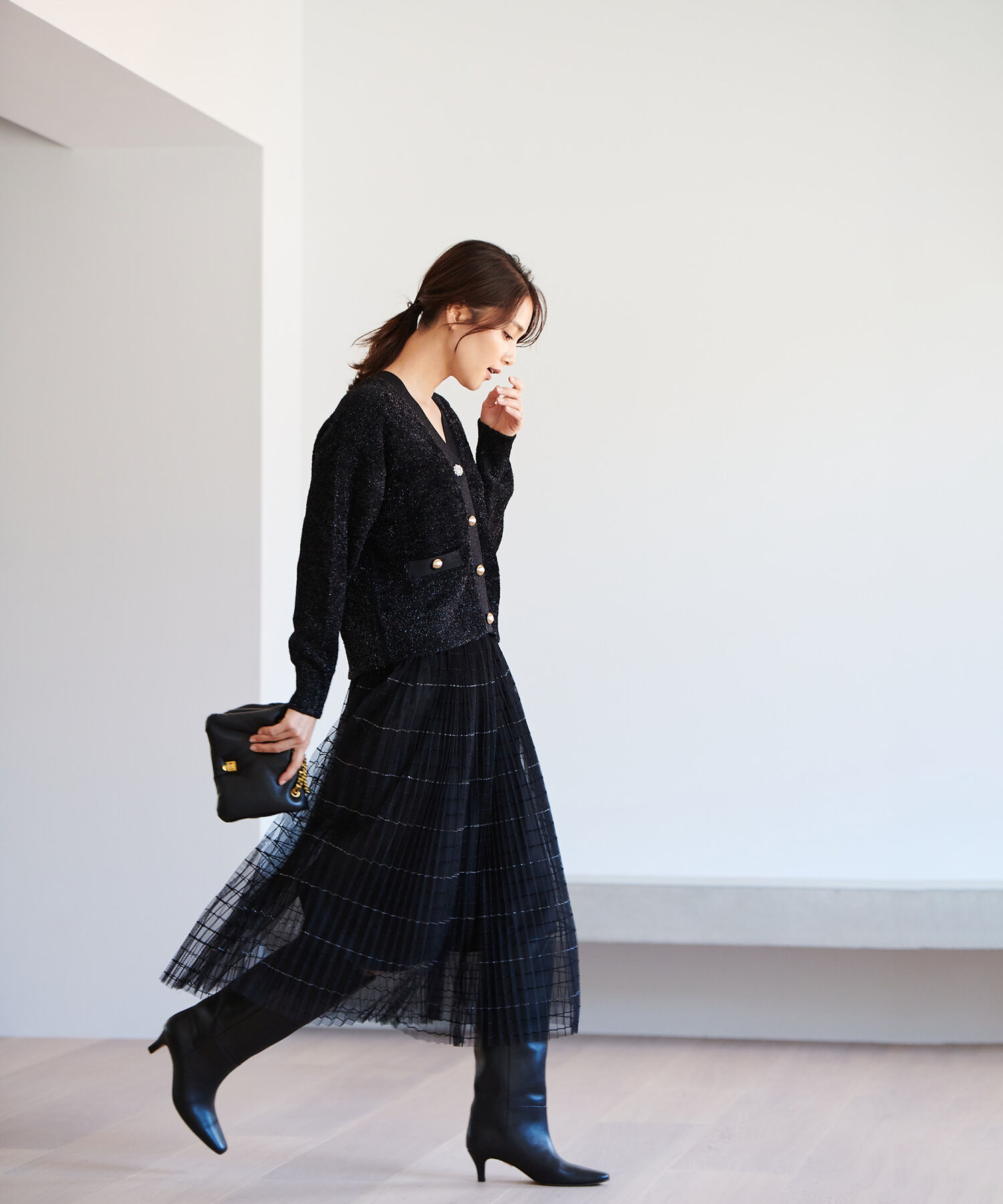 ROPE「【ドラマ着用】アコーディオンプリーツスカート（ラメボーダー&times;チュール/フラワープリント）」|スカート|