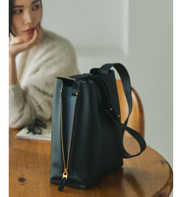 ROPE「【E'POR】Y BAG Shoulder Medium【軽量】【25AW】」|ショルダー・メッセンジャー|