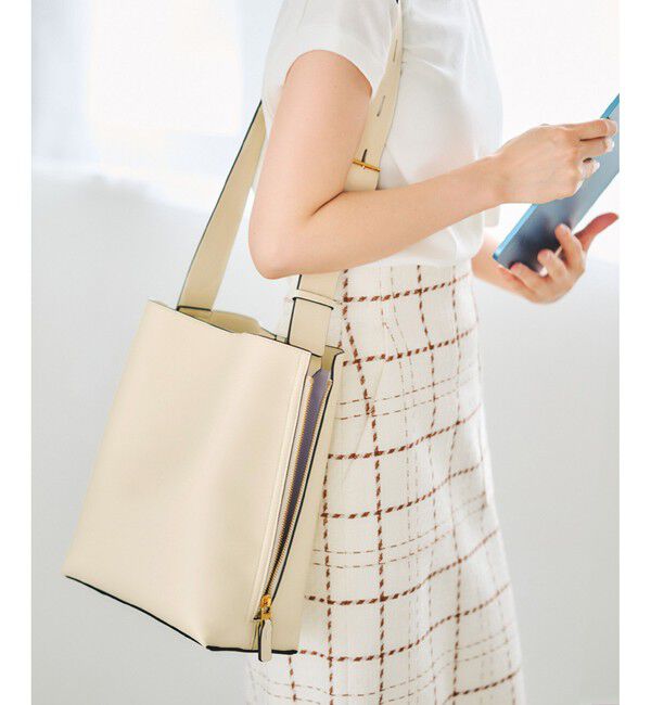 ROPE「【E'POR】Y BAG Shoulder Medium【軽量】【25AW】」|ショルダー・メッセンジャー|