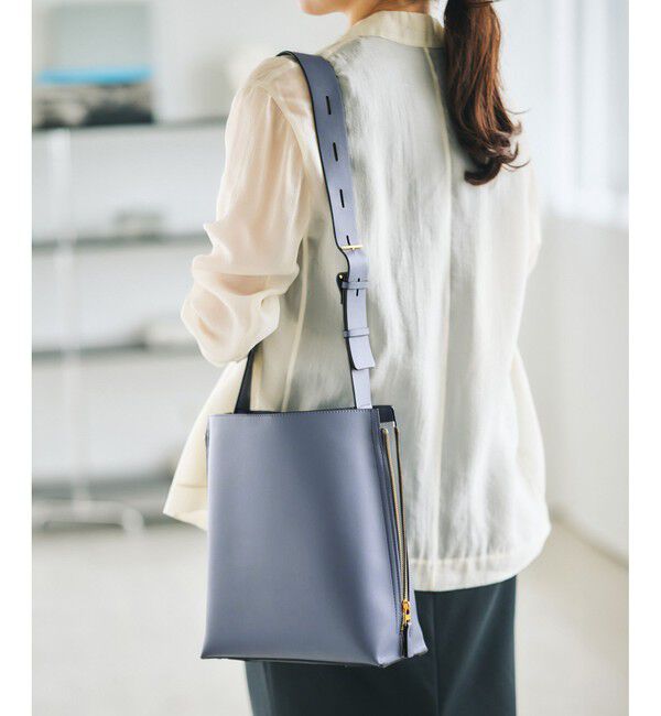 ROPE「【E'POR】Y BAG Shoulder Medium【軽量】【25AW】」|ショルダー・メッセンジャー|