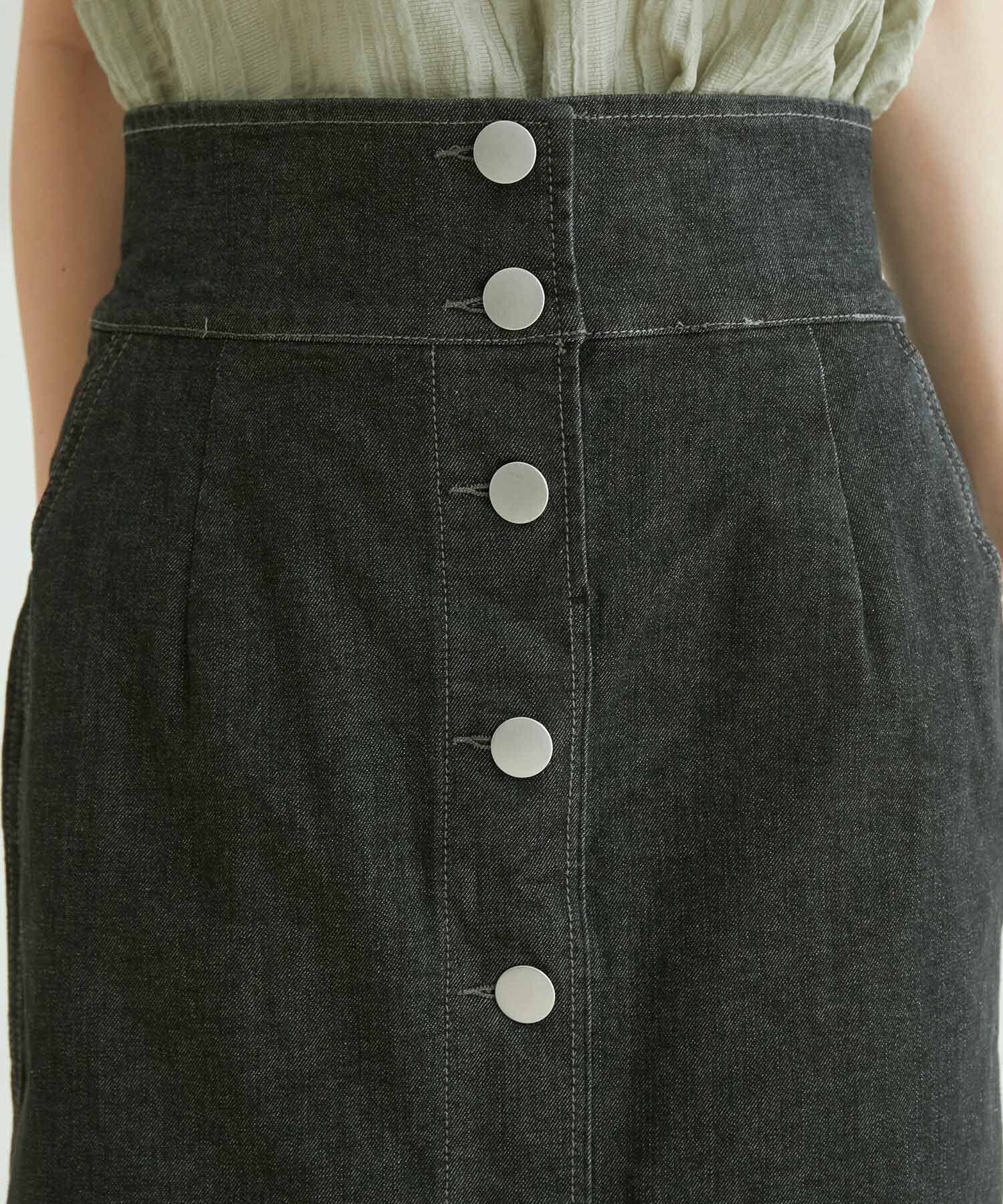 vis-a-vis「【WEB限定】【追加生産】ストレッチ性抜群。デニムIラインハイウェストスカート」|スカート|