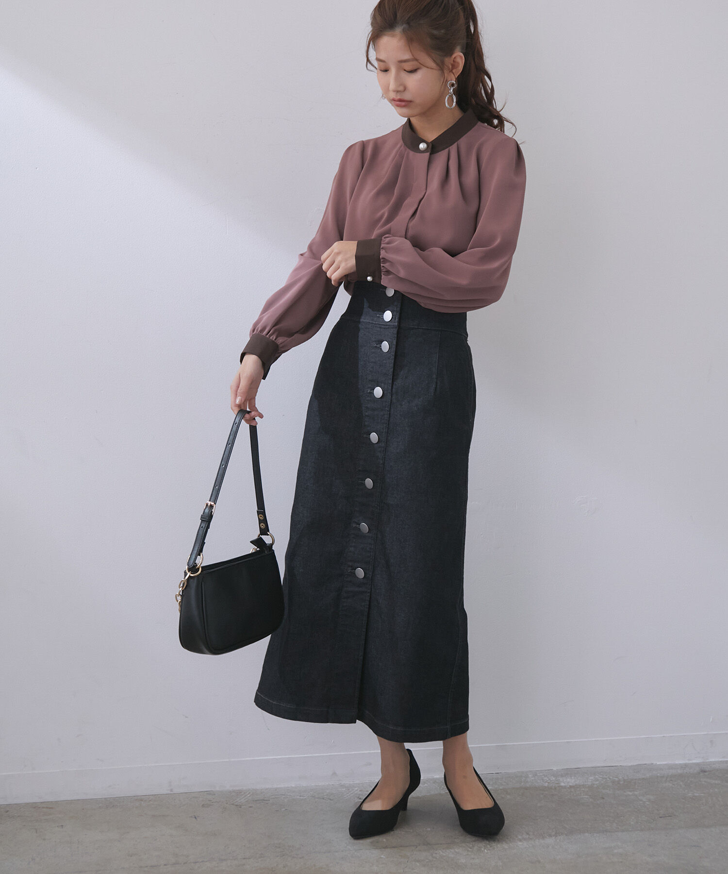 vis-a-vis「【WEB限定】【追加生産】ストレッチ性抜群。デニムIラインハイウェストスカート」|スカート|