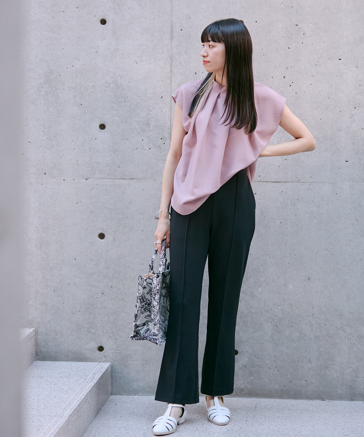 vis-a-vis「【WEB限定】【SET】フレンチスリーブタックブラウス＆フレアーパンツセット【sustainable】」|シャツ・ブラウス|