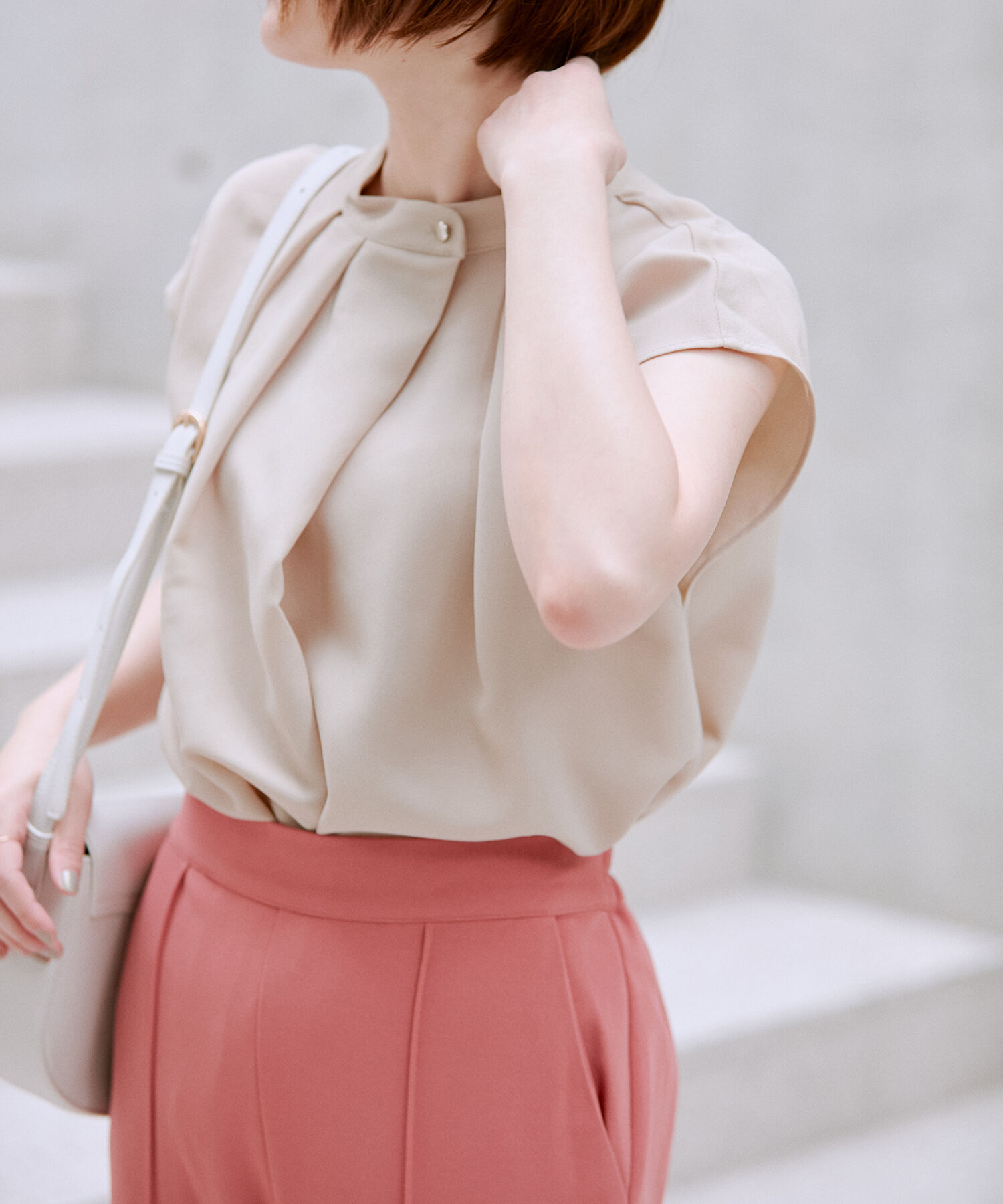 vis-a-vis「【WEB限定】【SET】フレンチスリーブタックブラウス＆フレアーパンツセット【sustainable】」|シャツ・ブラウス|