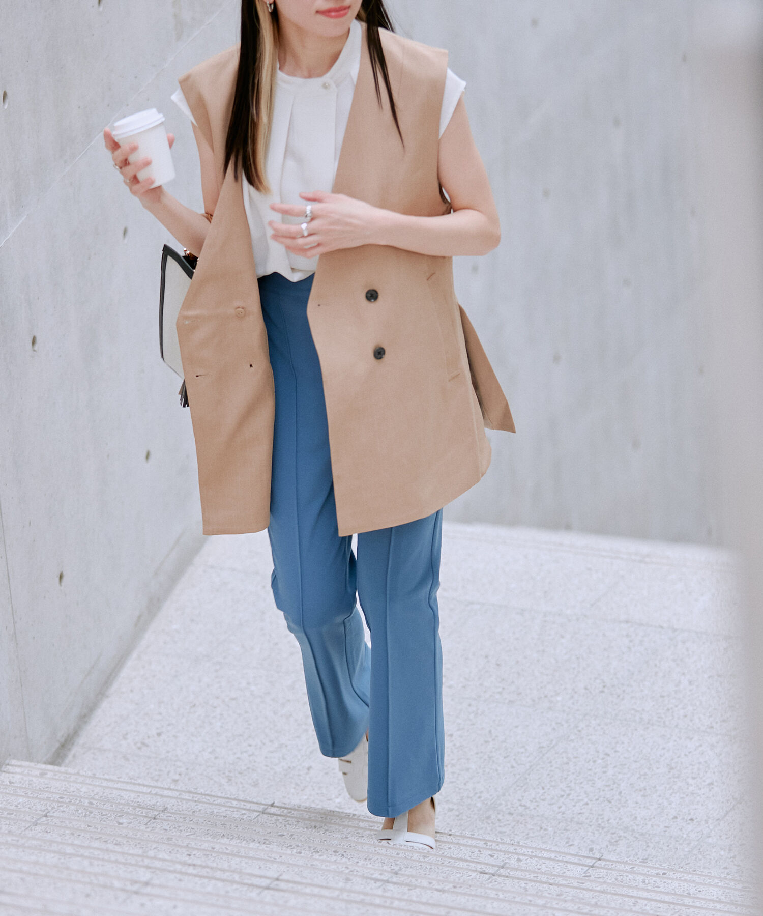 vis-a-vis「【WEB限定】【SET】フレンチスリーブタックブラウス＆フレアーパンツセット【sustainable】」|シャツ・ブラウス|