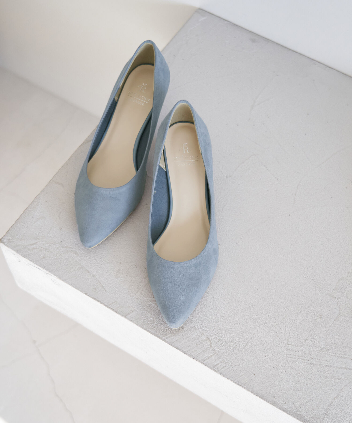 ROPE PICNIC PASSAGE「リサイクルフェイクスエードプレーンパンプス」|パンプス|ブルー系(46)