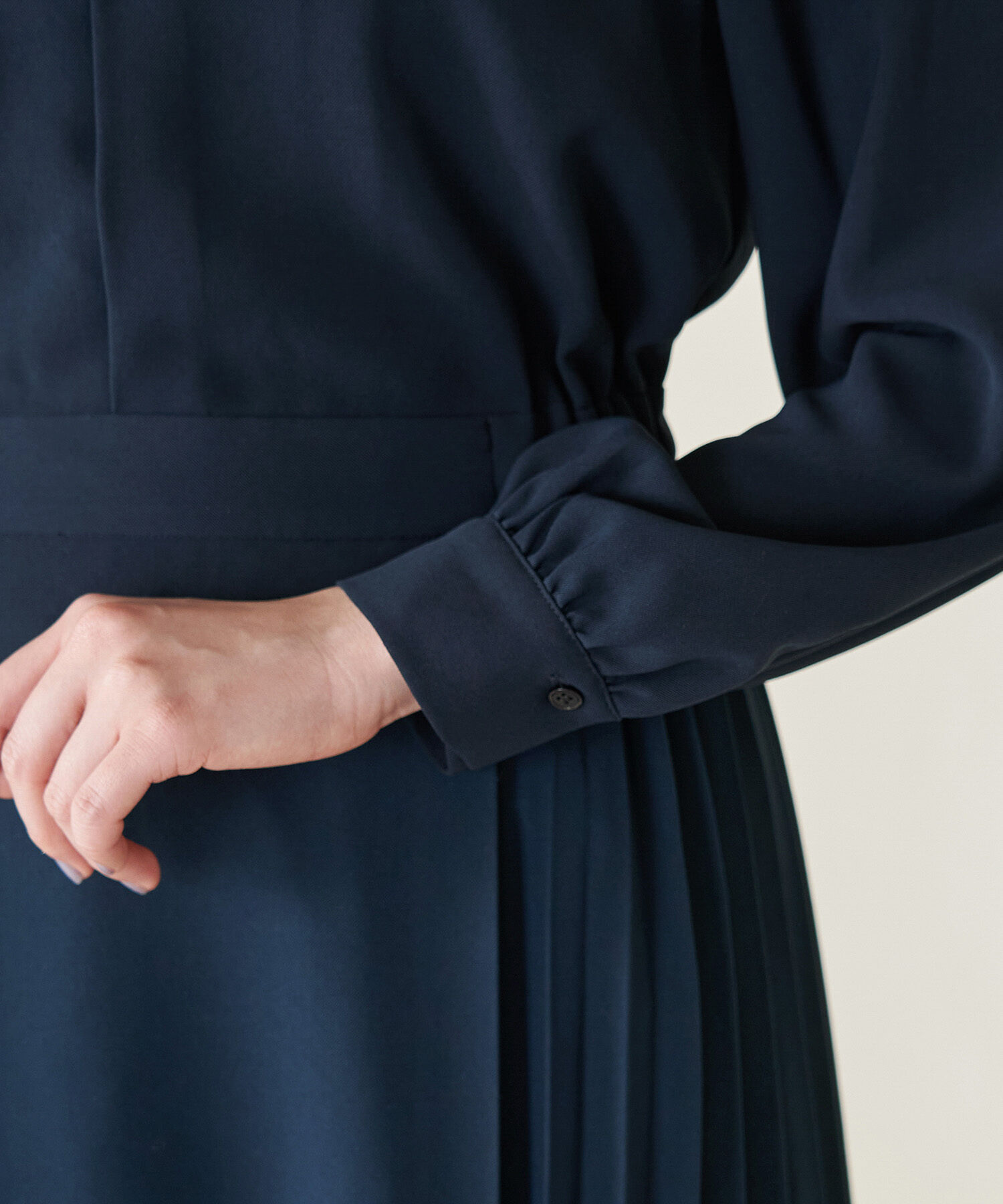 Rope&rsquo;Picnic「サイドプリーツキーネックワンピース」|ワンピース|