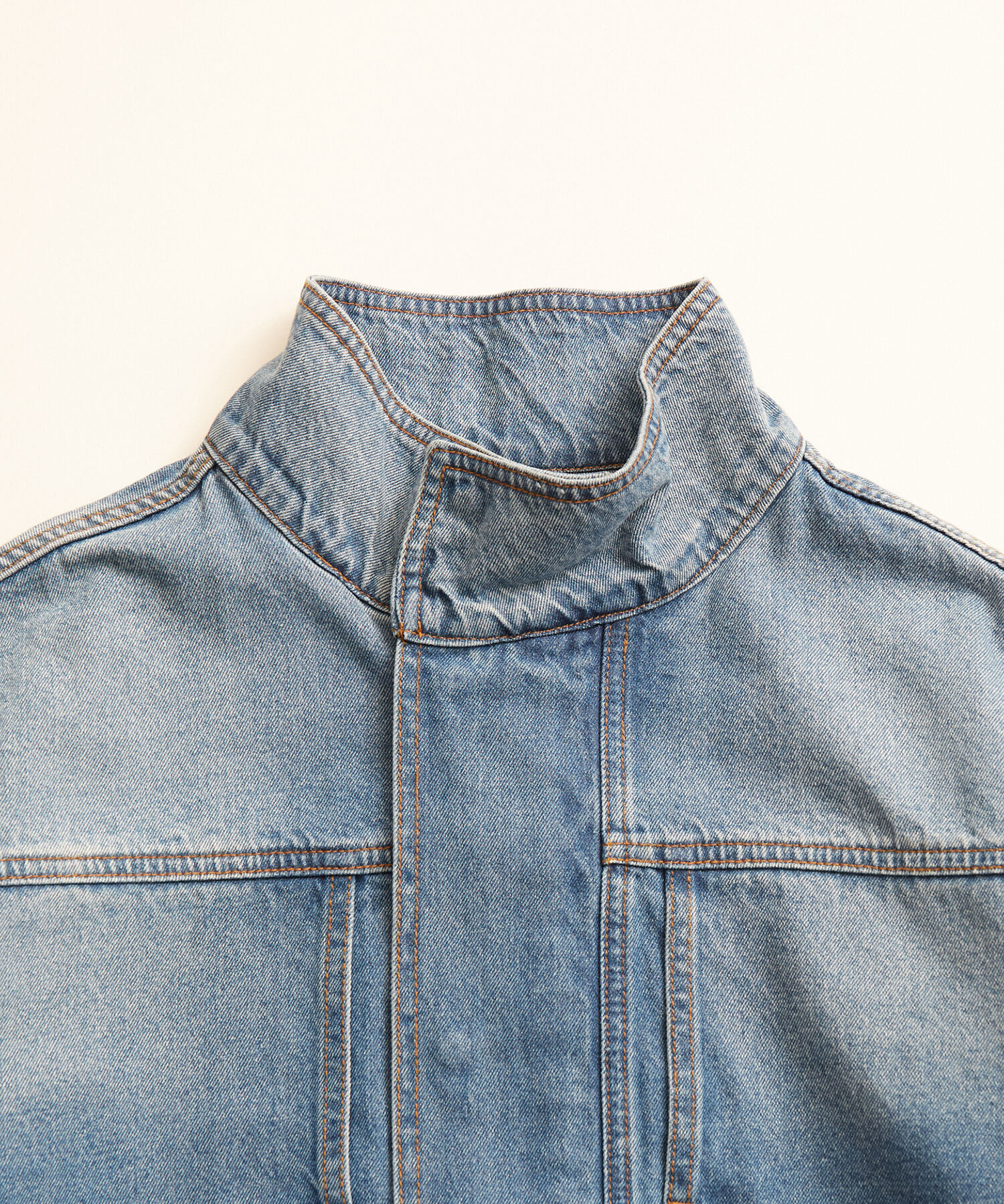 ADAM ET ROPE'「【コットンUSA】ドライタッチ デニム スタンドカラー ブルゾン / Gジャン / サステナブル / セットアップ対」|デニムジャケット|