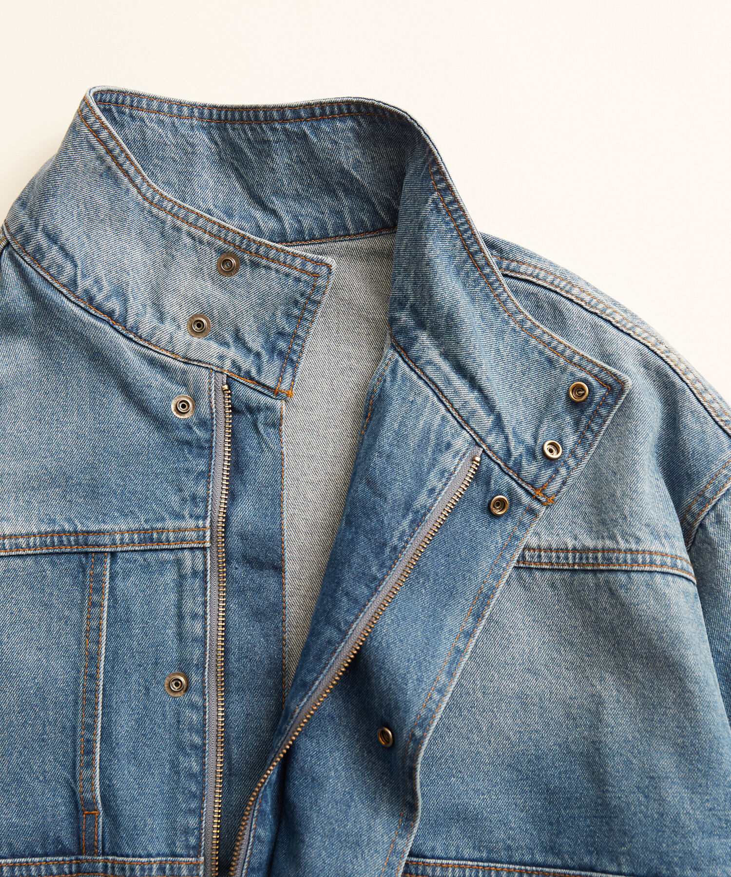 ADAM ET ROPE'「【コットンUSA】ドライタッチ デニム スタンドカラー ブルゾン / Gジャン / サステナブル / セットアップ対」|デニムジャケット|