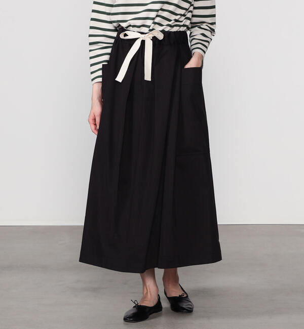  「nicholson & nicholson | 〈別注〉 コットン タックスカート WOMEN」|スカート|BLACK