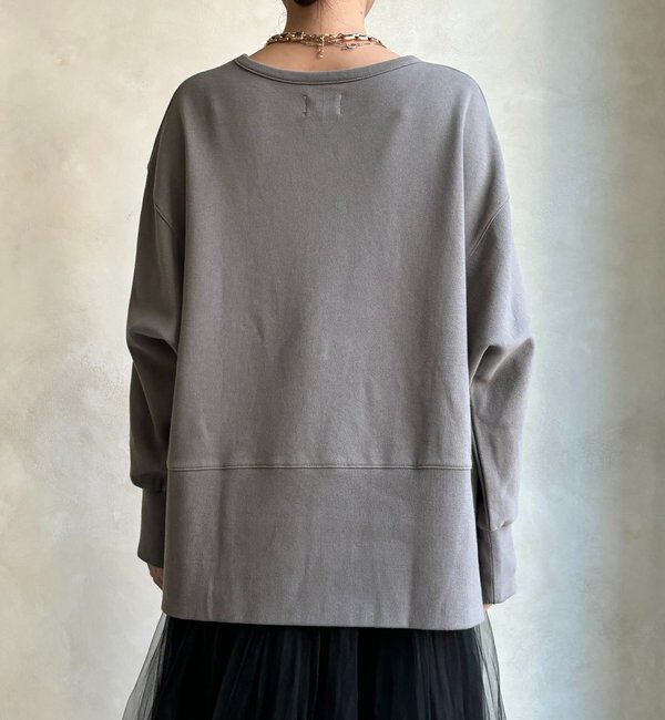  「【WEB限定】サイドスリットロゴスウェット」|Tシャツ・カットソー|