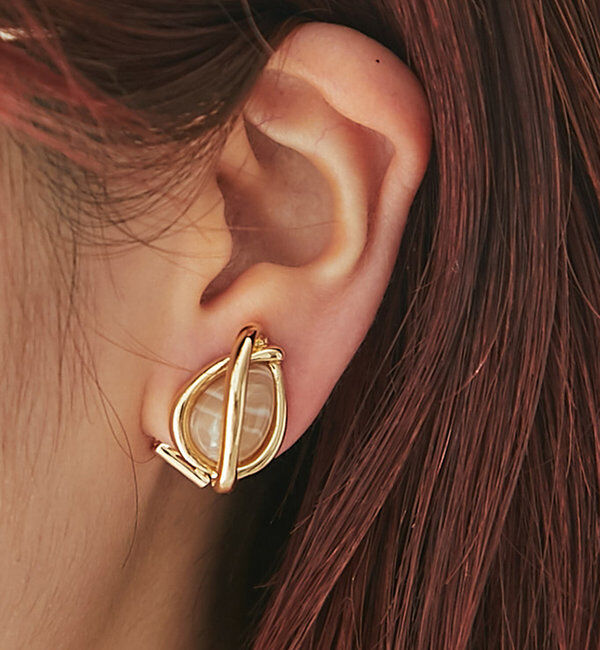  「【GOLDY(ゴールディ)】レイヤードラインイヤリング」|ブローチ・コサージュ|