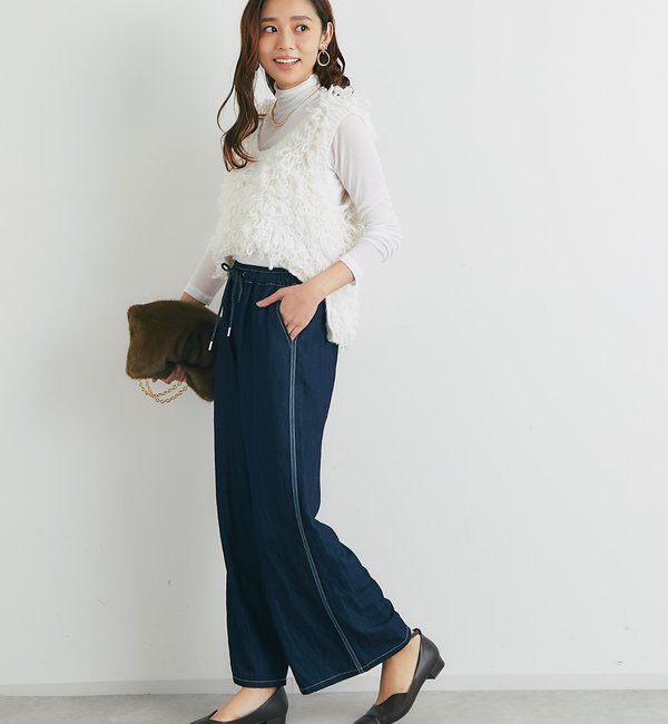  「《楽な履き心地》シャイニーデニムワイドパンツ」|デニム|