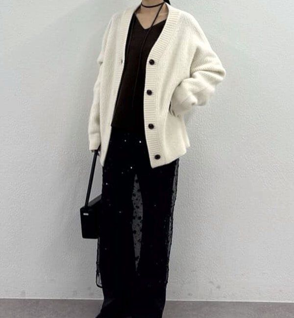  「【CHIKAコラボ】【着やせ&times;時短おしゃれ】タイ付き総針Vネックニット」|ニット・セーター|