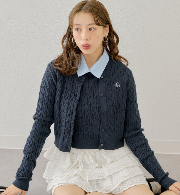  「【SET ITEM】アンサンブルケーブル胸刺繍カーディガン」|カーディガン|