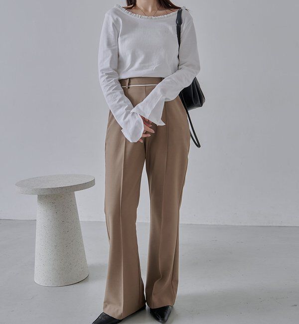  「【低身長サイズあり】ピンタックフレアパンツ」|チノ|