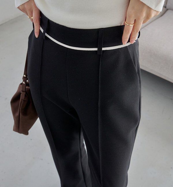  「【低身長サイズあり】ピンタックフレアパンツ」|チノ|