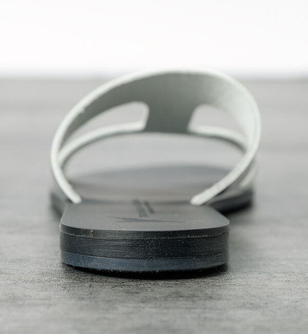 Rouge vif「【NICOLASLAINAS/ニコラスライナス】カットアウト スライドサンダル」|サンダル|