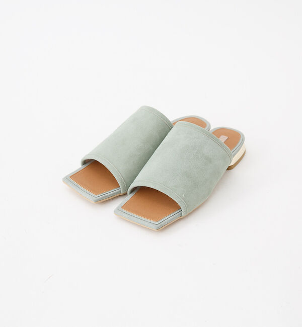 AU BANNISTER「スクエアトゥ フラットミュール」|サンダル|グリーン