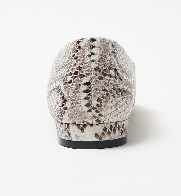 AU BANNISTER「【LAROUTE】ポインテッドトゥ 甲深フラットパンプス」|パンプス|