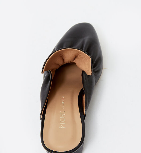 AU BANNISTER「ソフトギャザーミュール」|サンダル|