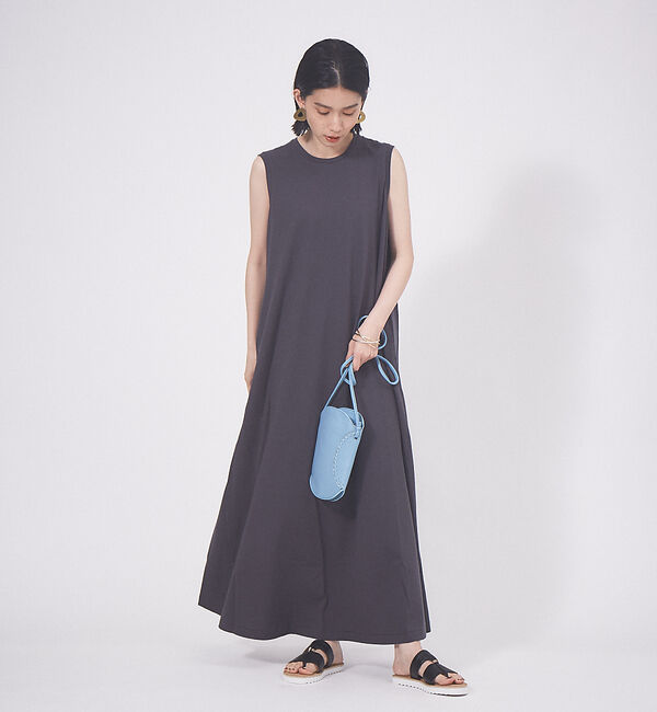 AU BANNISTER「EVA軽量ソール トングサンダル」|サンダル|