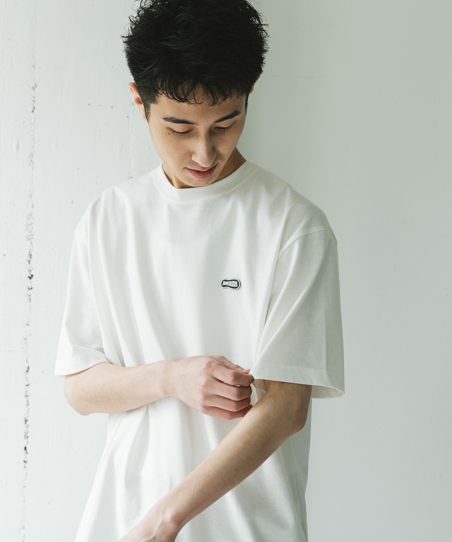 URBAN RESEARCH DOORS「ラバーネームショートスリーブTシャツ」|Tシャツ・カットソー|