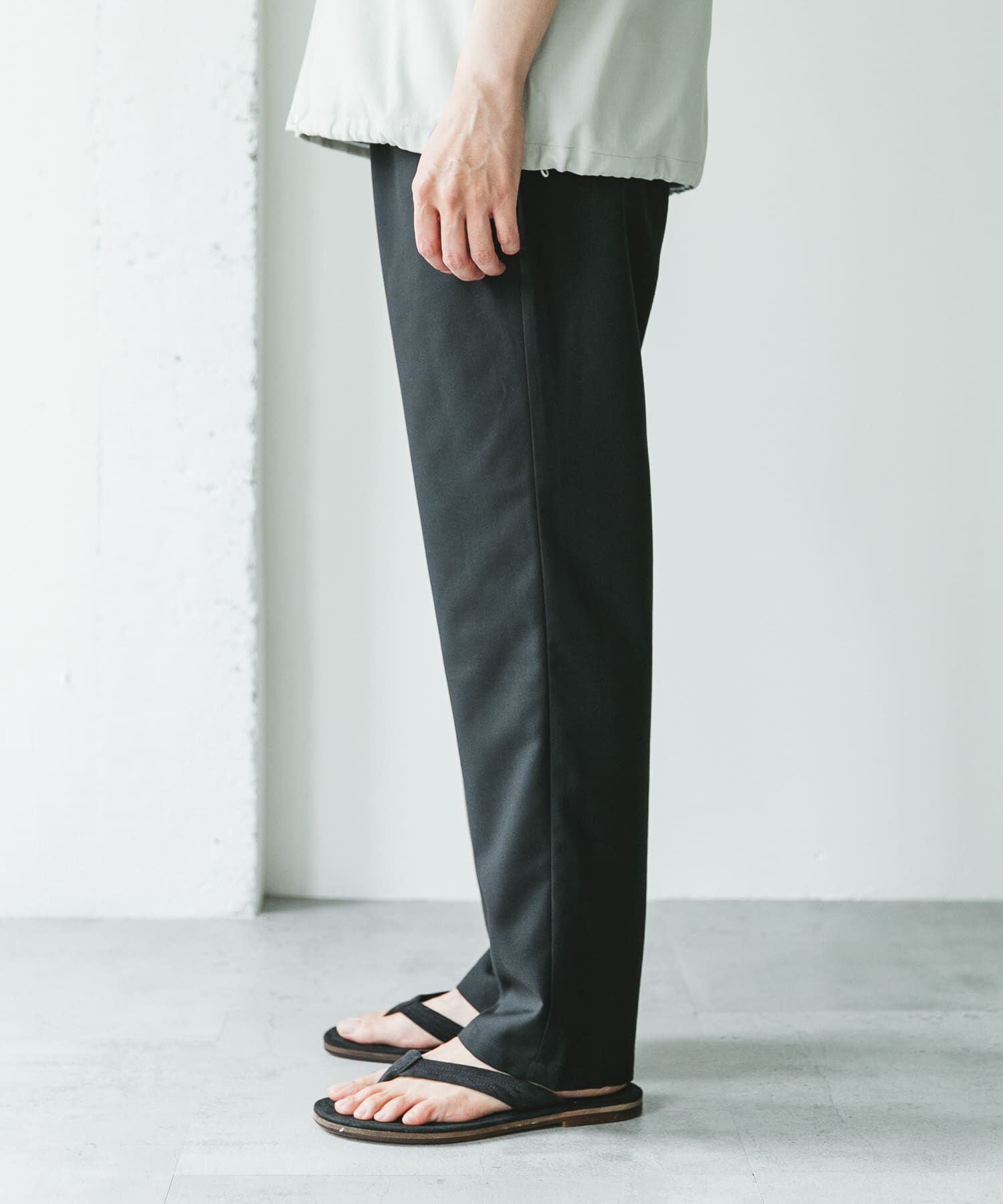 URBAN RESEARCH DOORS「『速乾/接触冷感/イージーケア』ウールライクイージートラウザー」|その他|