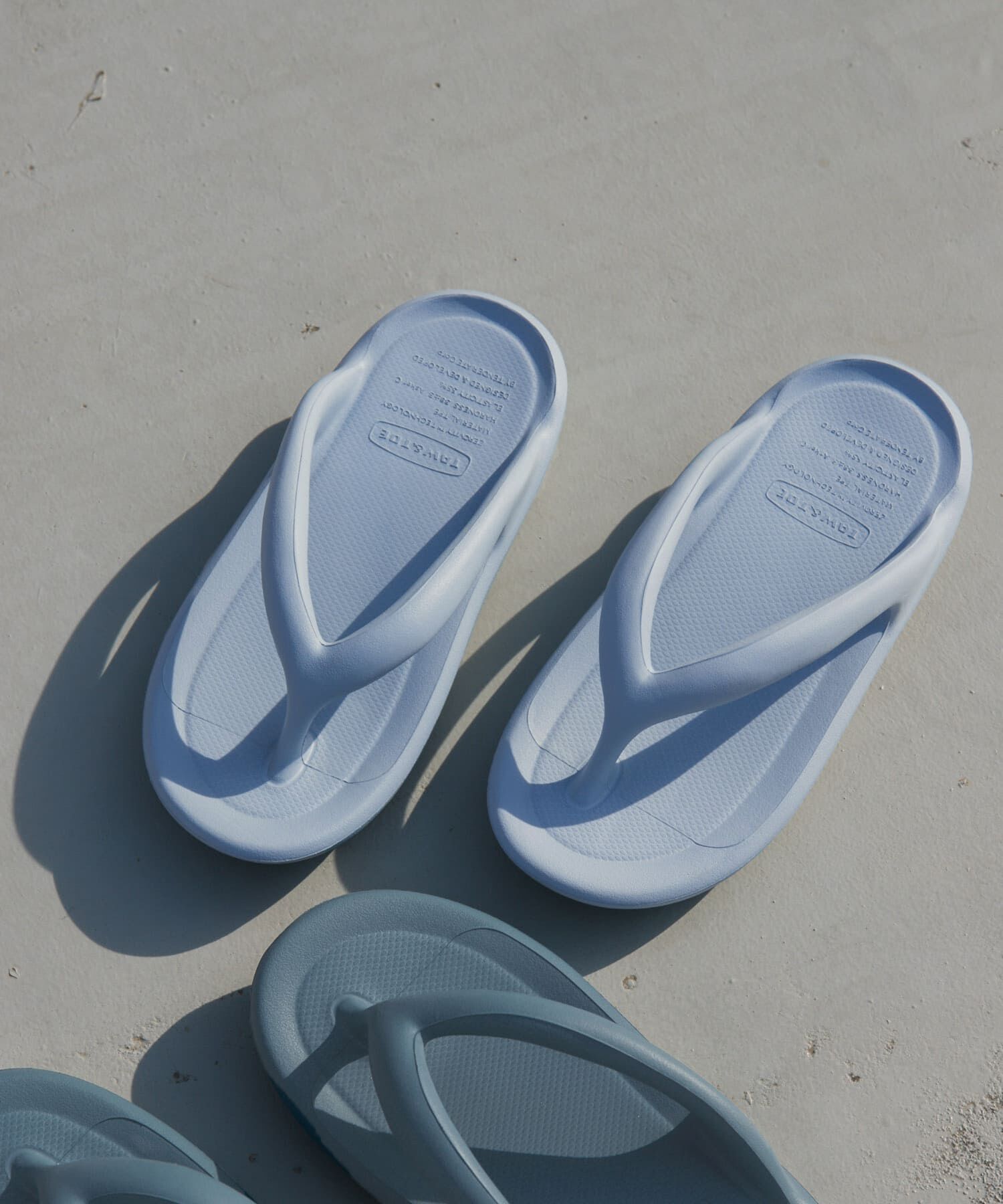 URBAN RESEARCH DOORS「TAW&TOE　ZEROVITY Flip Flop OG」|サンダル|
