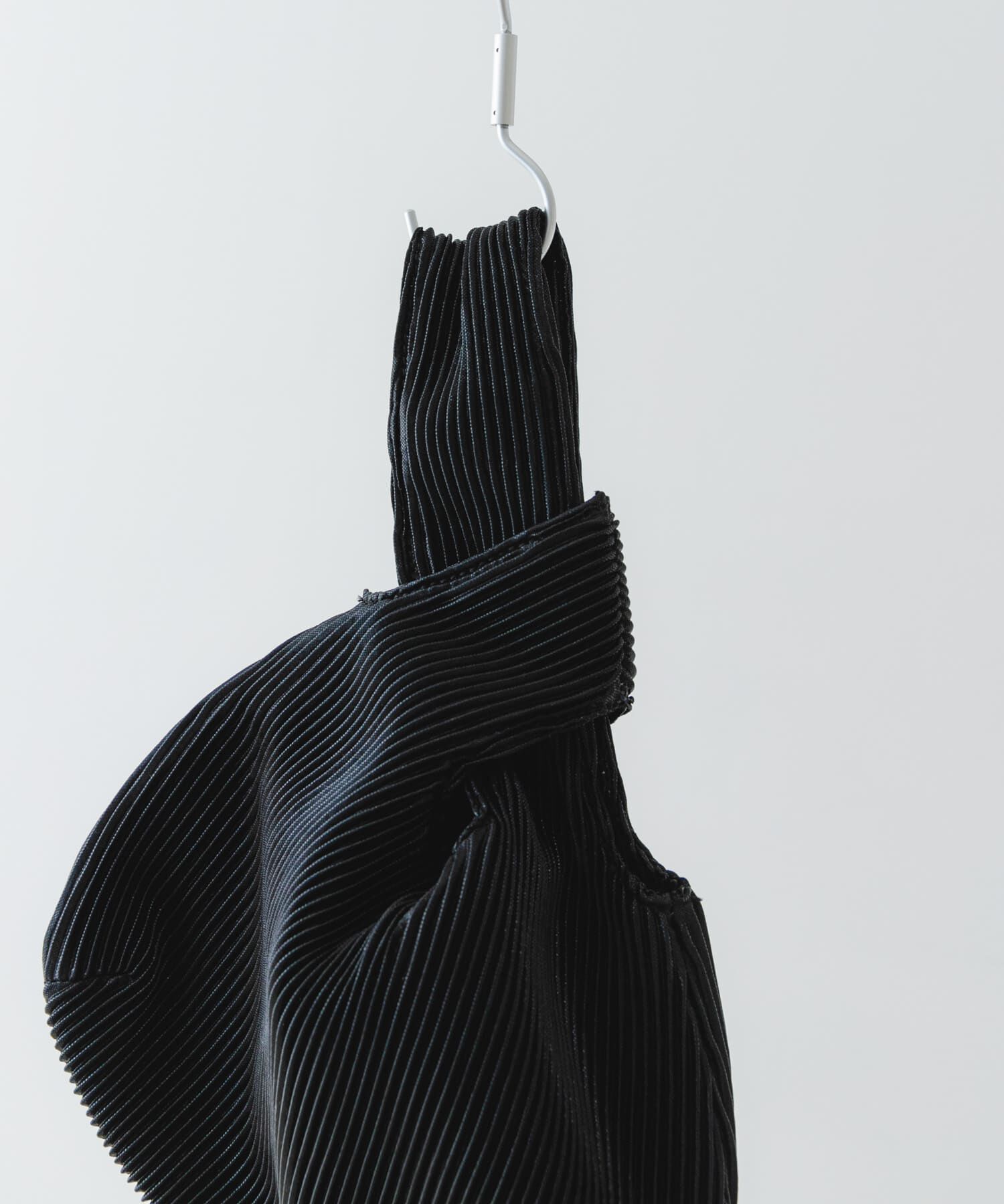 RODE SKO「メタリックプリーツバッグ」|ハンドバッグ|