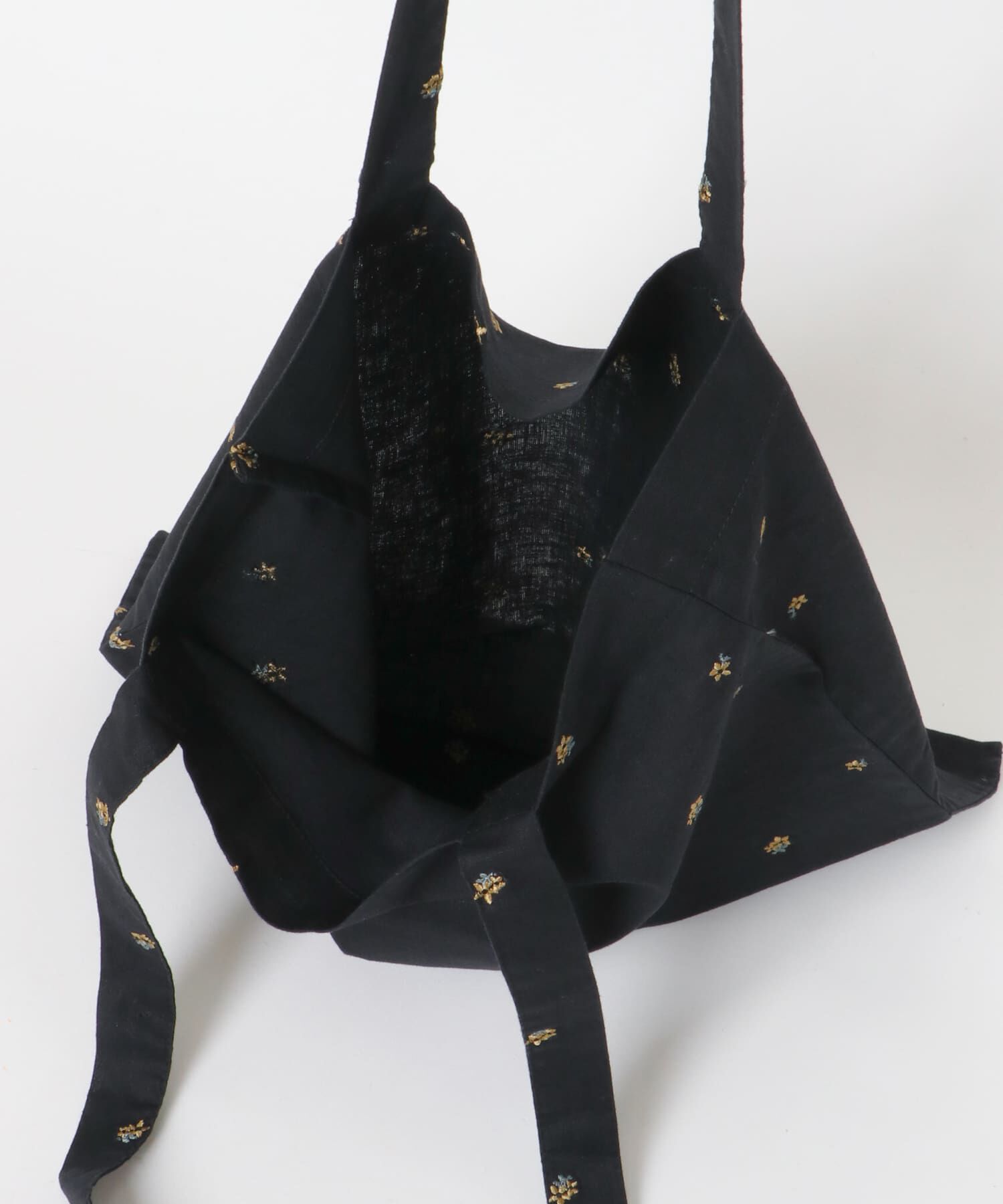 かぐれ「小花刺繍トートバッグ」|トートバッグ|