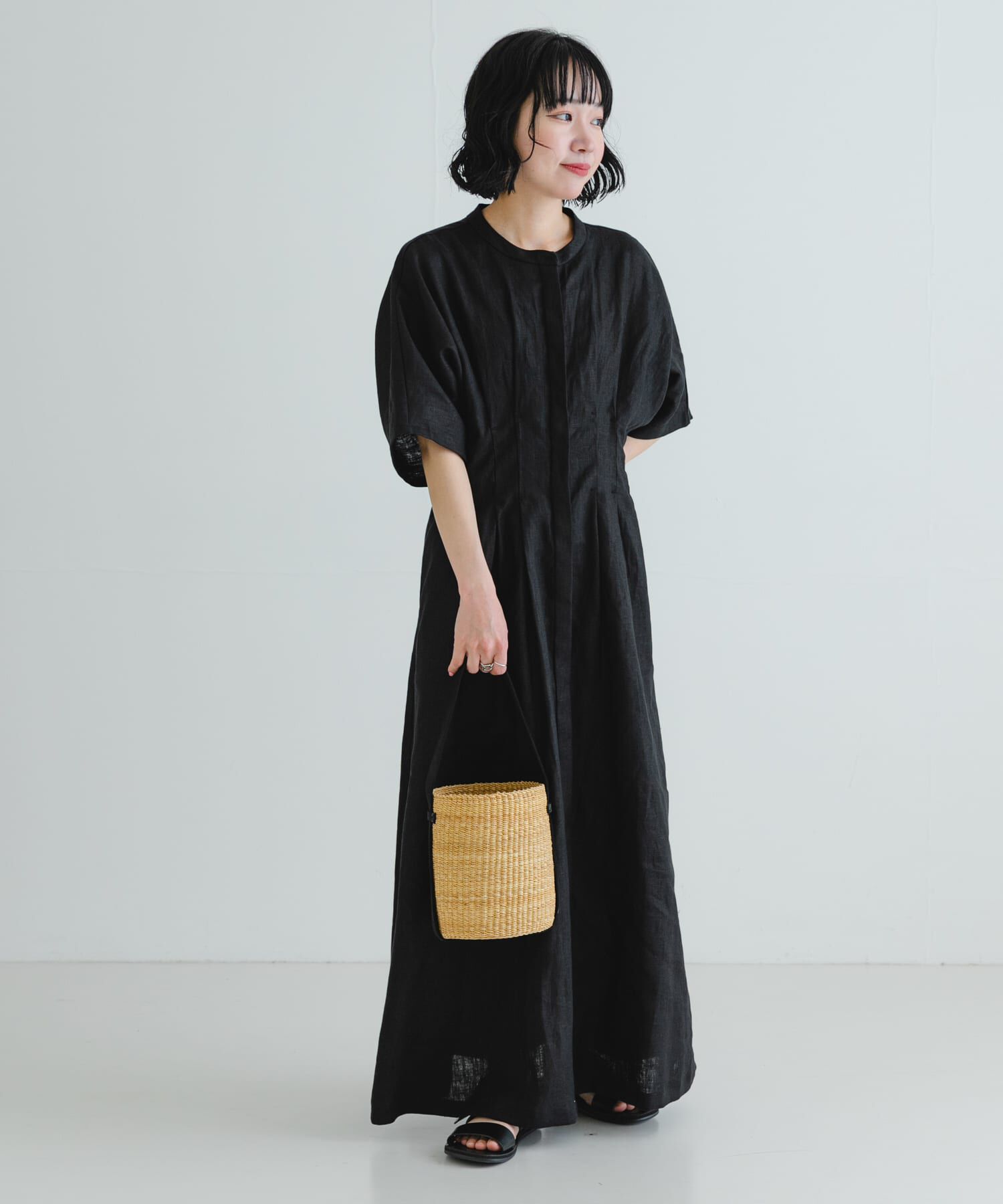 URBAN RESEARCH「『2サイズ展開』タックデザインリネンワンピース」|ワンピース|