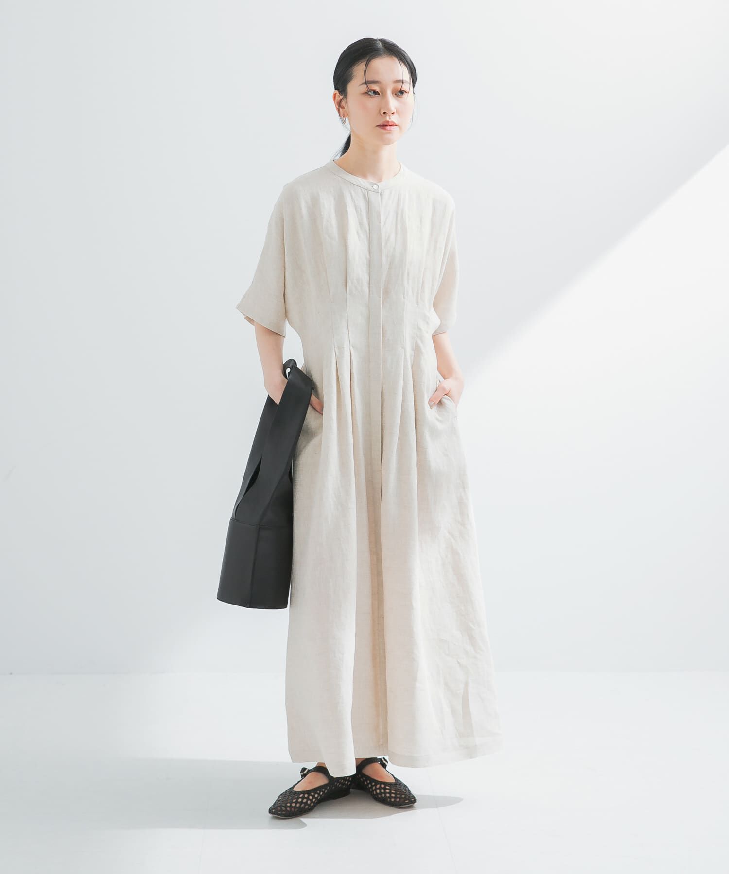 URBAN RESEARCH「『2サイズ展開』タックデザインリネンワンピース」|ワンピース|