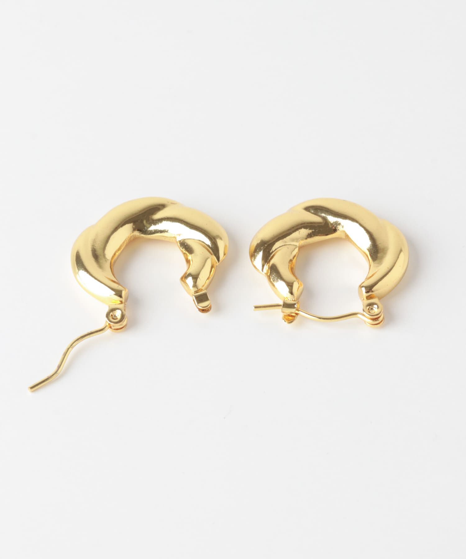 SMELLY「ステンレスデザインフープピアス」|ピアス|