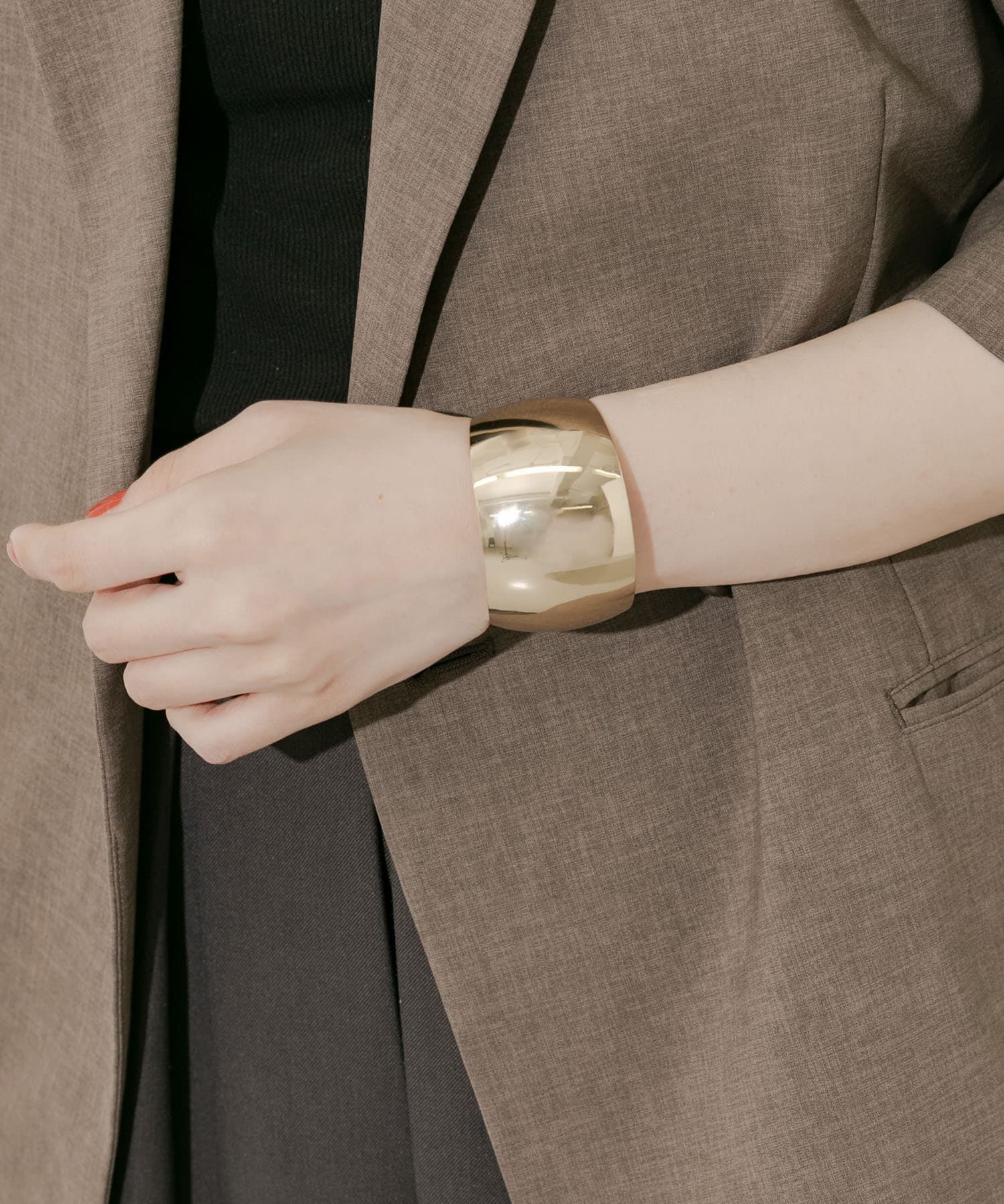 SMELLY「シンプルメタルワイドバングル」|ブレスレット・バングル|