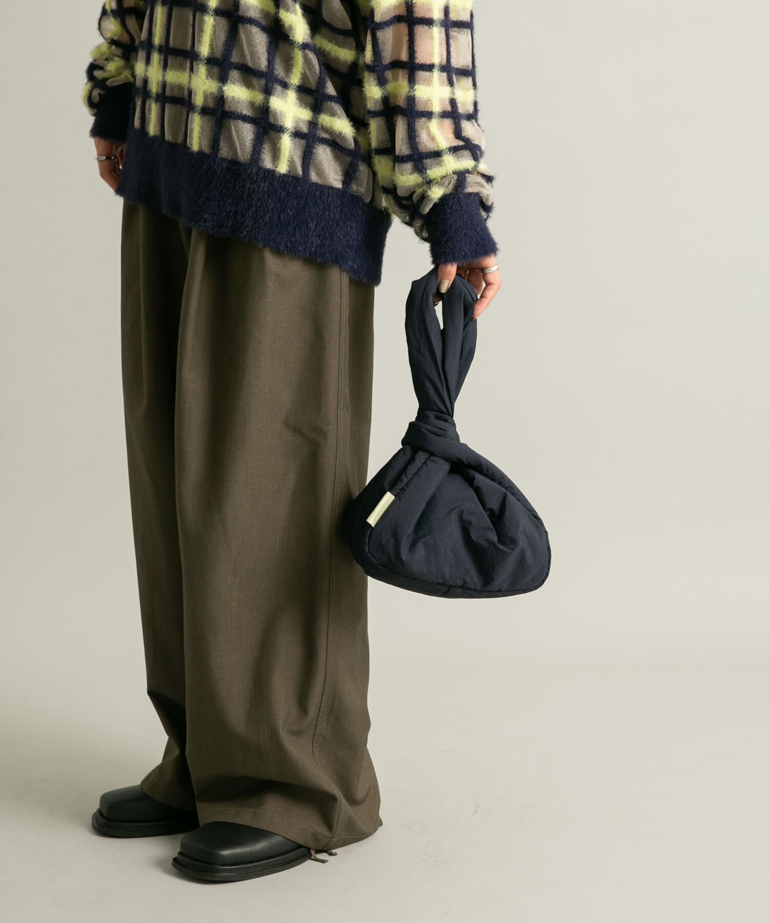  「ワンハンドルパファーナイロンBAG」|ハンドバッグ|