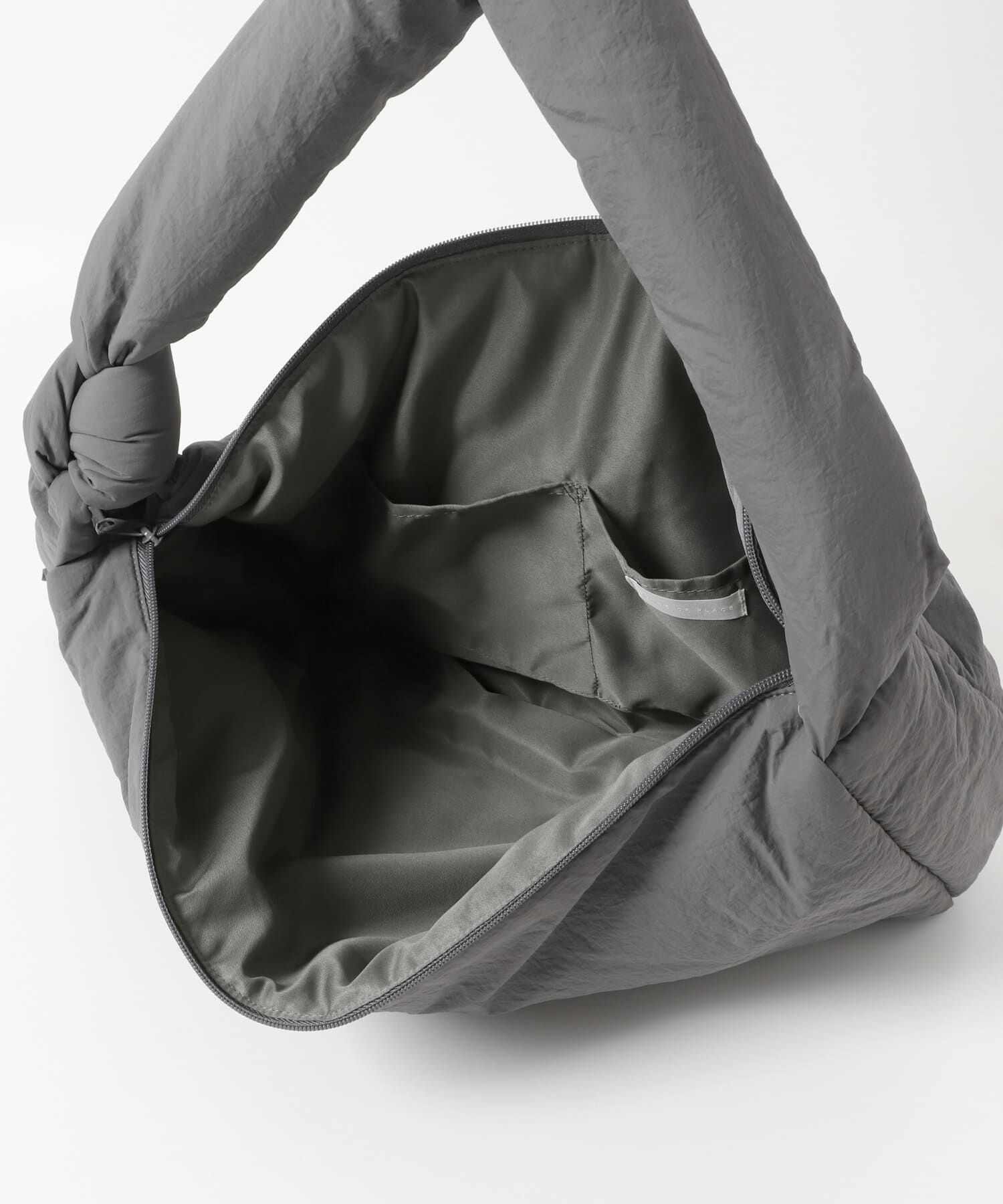 SENSE OF PLACE by URBAN RESEARCH「ナイロンパデットビックショルダー」|ショルダー・メッセンジャー|