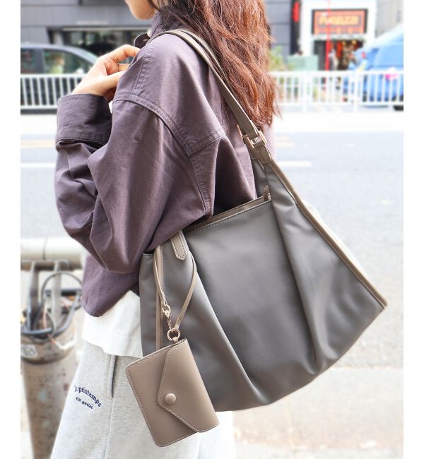  「ベルトハンドルナイロンショルダー」|トートバッグ|