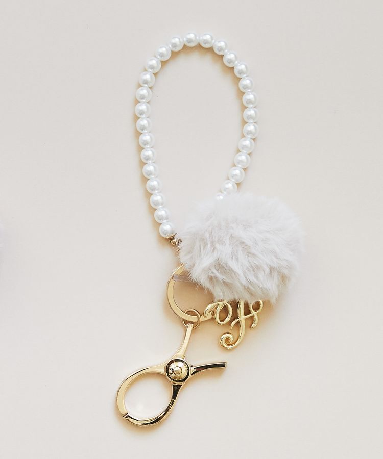 Maison de FLEUR「ファーボールグローブホルダー」|その他|ライトベージュ