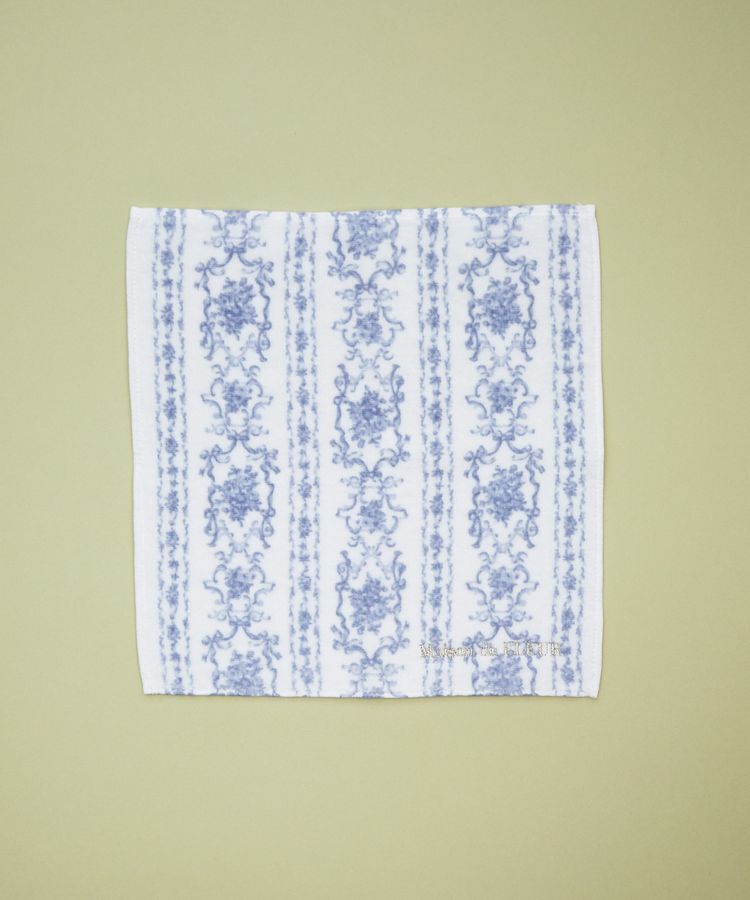 Maison de FLEUR「トワルドジュイ調プリントタオルハンカチ」|ハンカチ|グレイッシュブルー