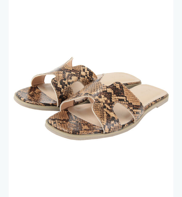 titivate「フラットスクエアサンダル」|サンダル|パイソン/ブラウン