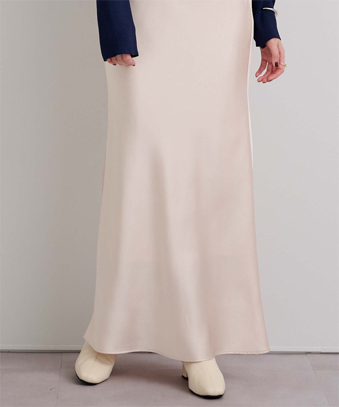 ur's「サテンマーメイドマキシスカート」|スカート|