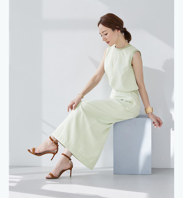 ur's「【星玲奈さんコラボアイテム】【神山まりあさん着用】サテン切替ノースリーブトップス」|Tシャツ・カットソー|