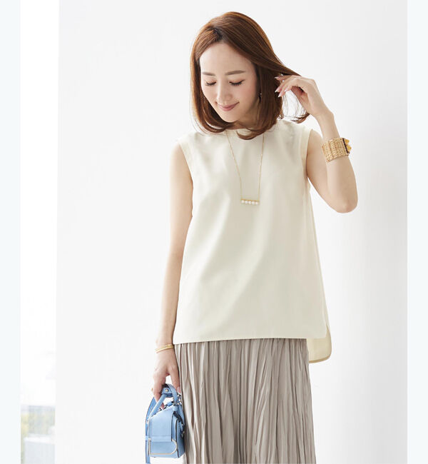 ur's「【星玲奈さんコラボアイテム】【神山まりあさん着用】サテン切替ノースリーブトップス」|Tシャツ・カットソー|アイボリー