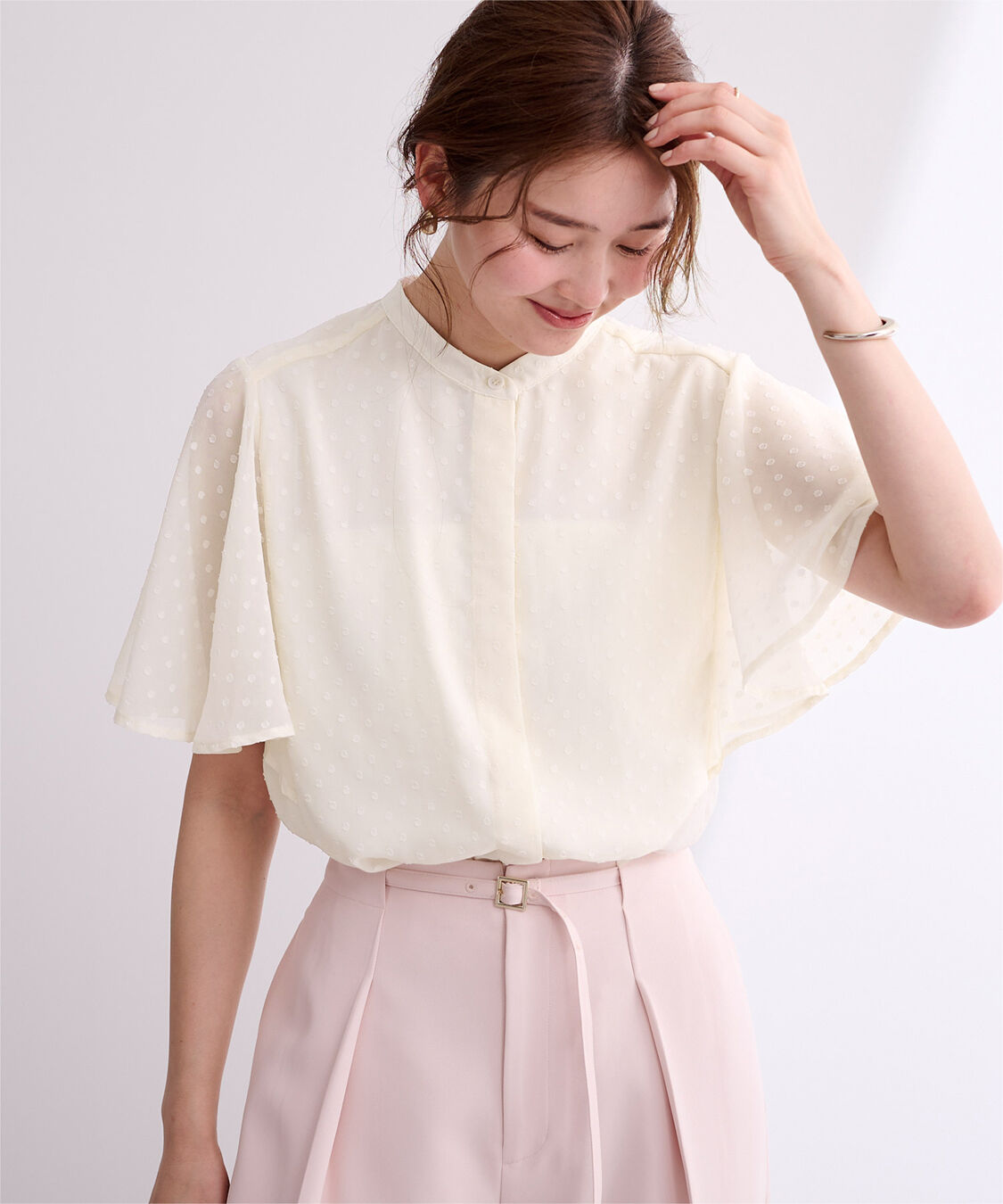 ur's「シアードットフレアスリーブブラウス」|シャツ・ブラウス|アイボリー