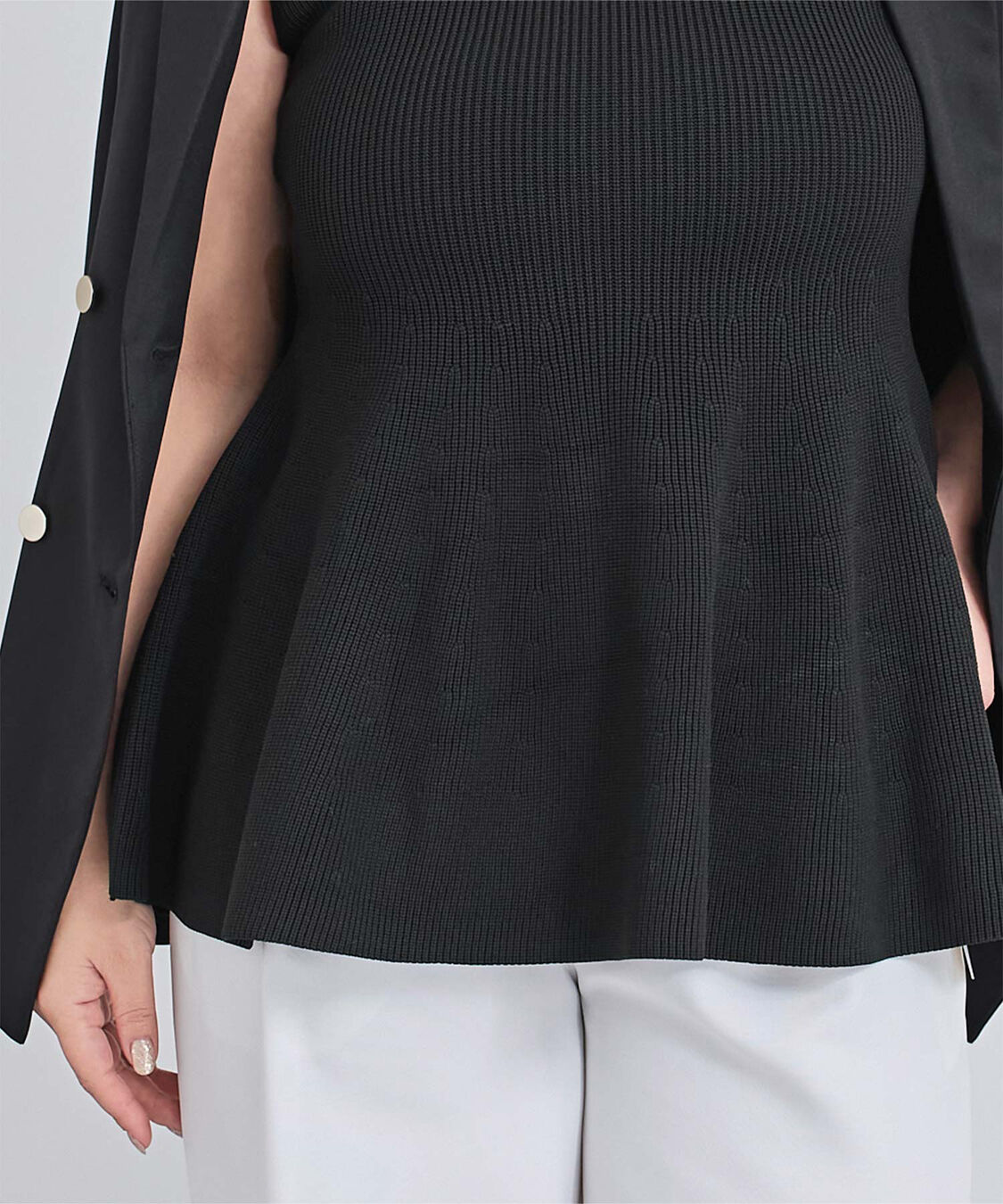 ur's「前後2wayスポンディッシュスクエアネックペプラムニット」|ニット・セーター|