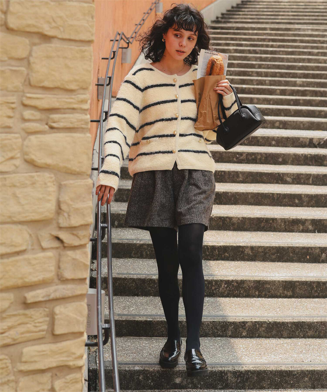 titivate「プチループゴールド釦ニットカーディガン」|ニット・セーター|