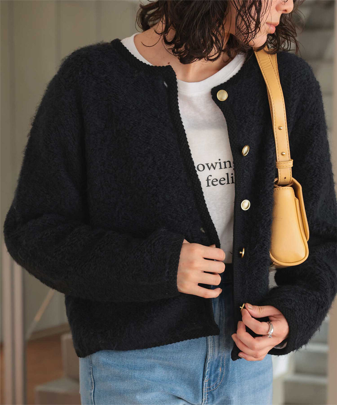 titivate「プチループゴールド釦ニットカーディガン」|ニット・セーター|