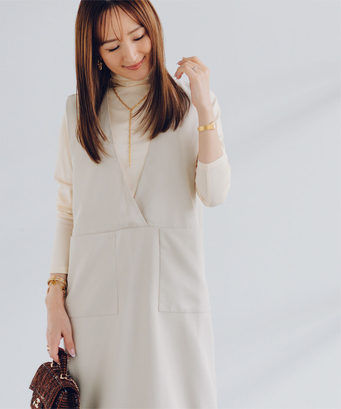 ur's「【星玲奈さんコラボアイテム】ボトルネックラウンドヘムプルオーバー」|Tシャツ・カットソー|